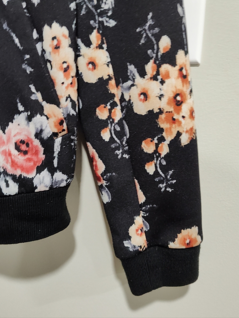 Zara Trafaluc Black Floral Bomber Jacket with Pink & Coral Roses, Size Small - Picture 2 of 7